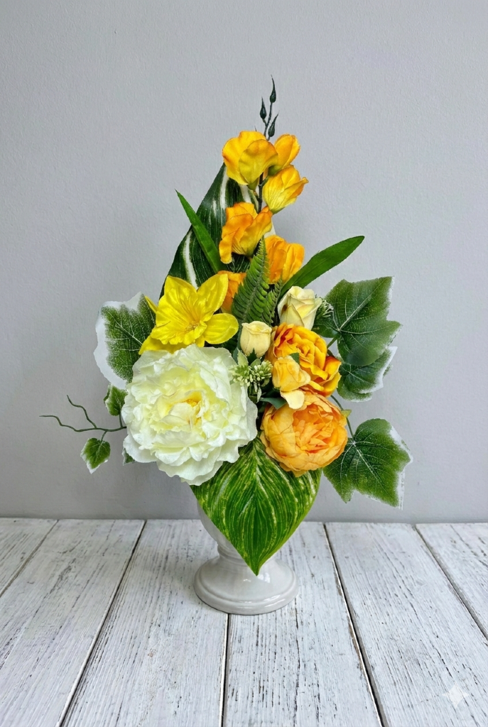 zolto-pomaranczowa-kompozycja-nagrobna-piwonie-zonkile-bukiet